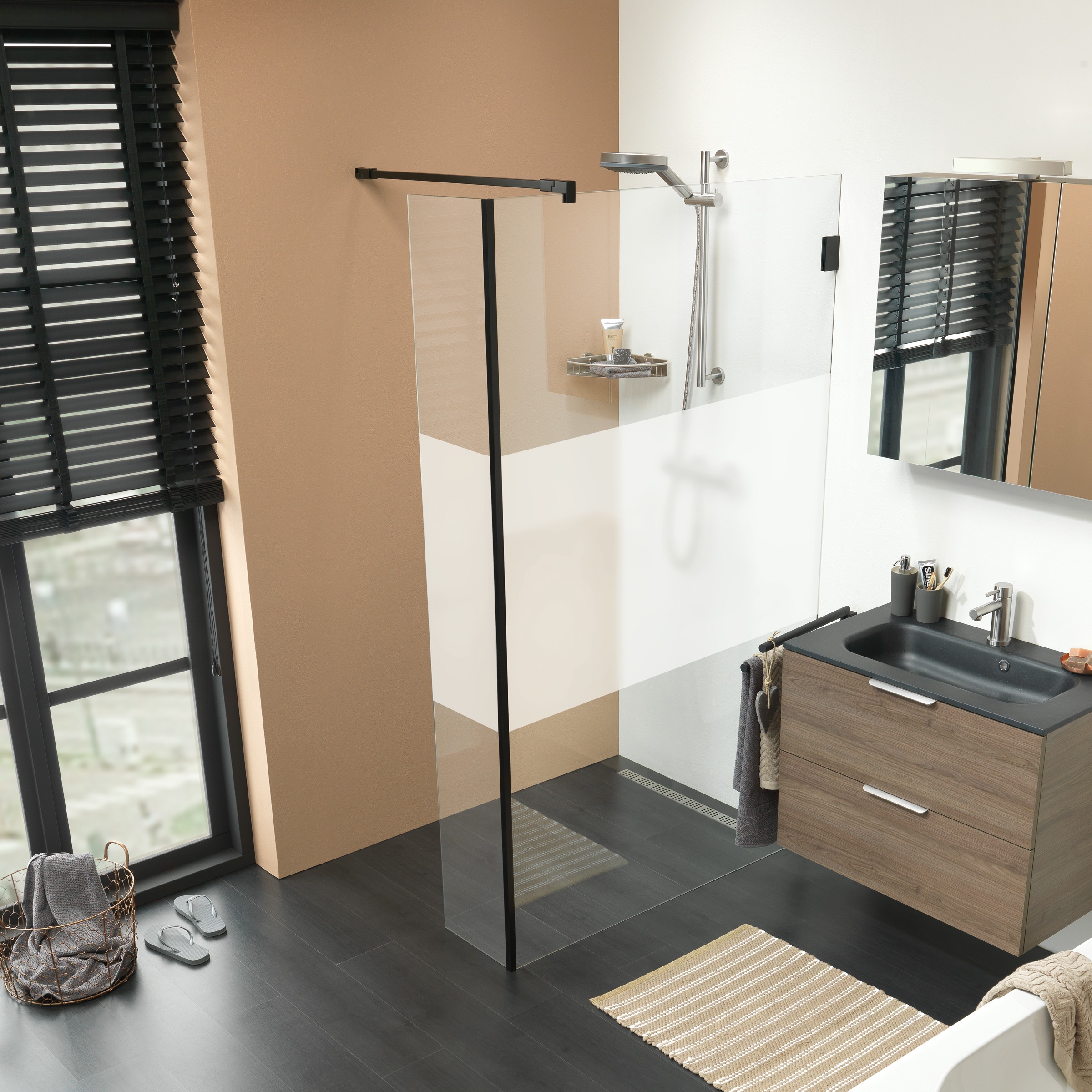 Sealskin Get Wet Inloopdouche I Am A1 88X30X200 Cm Zwart Met Gesatineerde Band sealskin kopen in de aanbieding