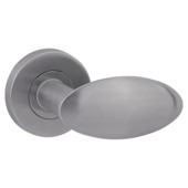 Karwei knopkruk rond rozet RVS